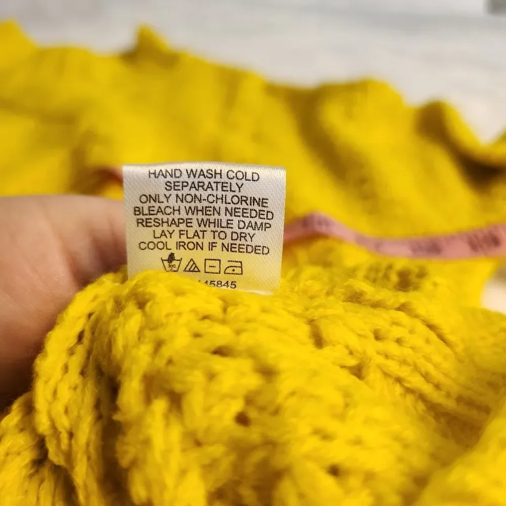 3/$25 NWT Alison Andrews Yellow Cable Knit Sweater Sz M